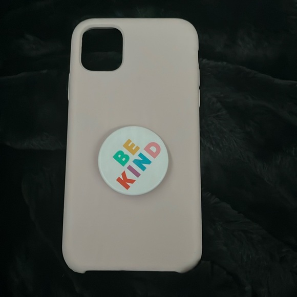 light pink silicone iphone 11/XR CASE - Picture 1 of 3